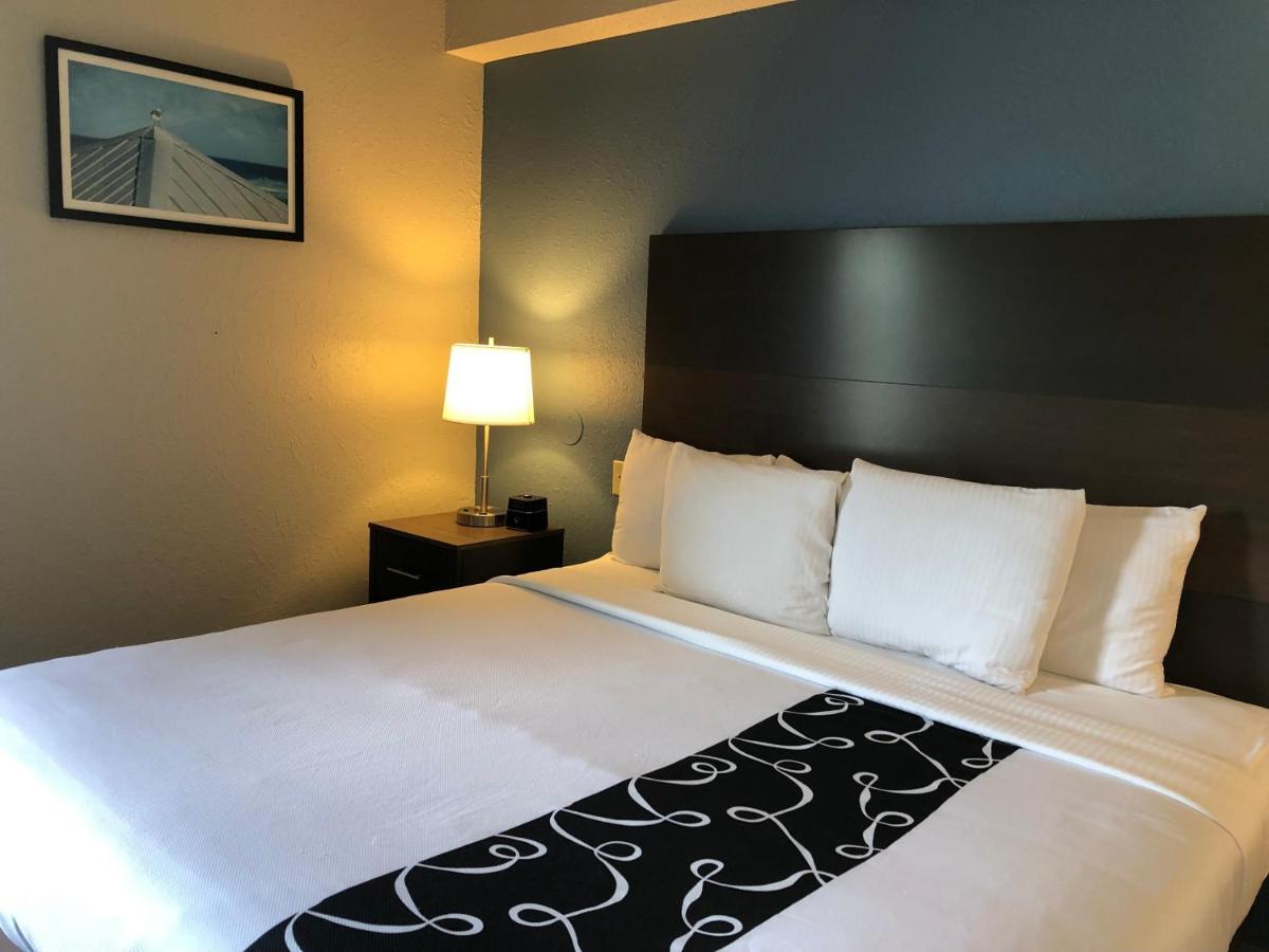 La Quinta By Wyndham Pcb Coastal Palms Hotel Upper Grand Lagoon Buitenkant foto