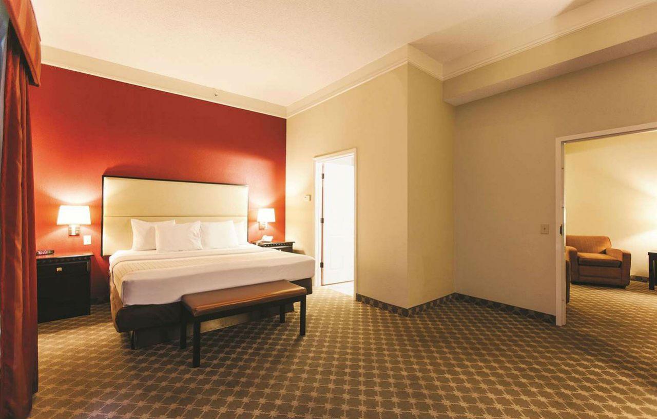 La Quinta By Wyndham Pcb Coastal Palms Hotel Upper Grand Lagoon Buitenkant foto
