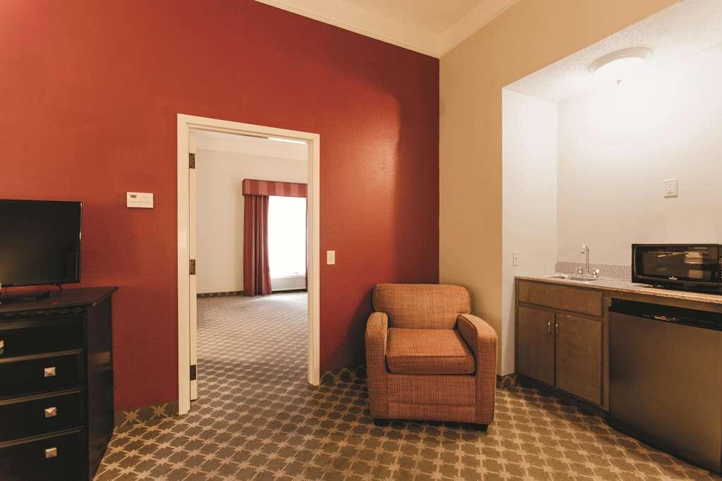 La Quinta By Wyndham Pcb Coastal Palms Hotel Upper Grand Lagoon Kamer foto