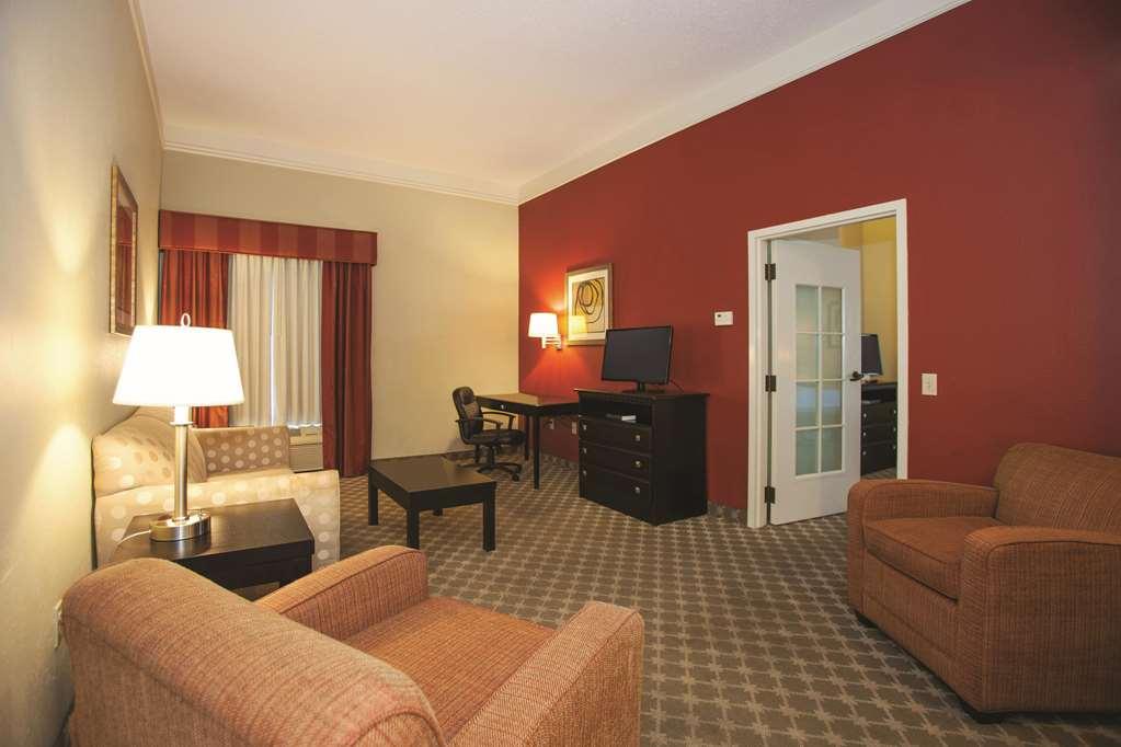 La Quinta By Wyndham Pcb Coastal Palms Hotel Upper Grand Lagoon Kamer foto