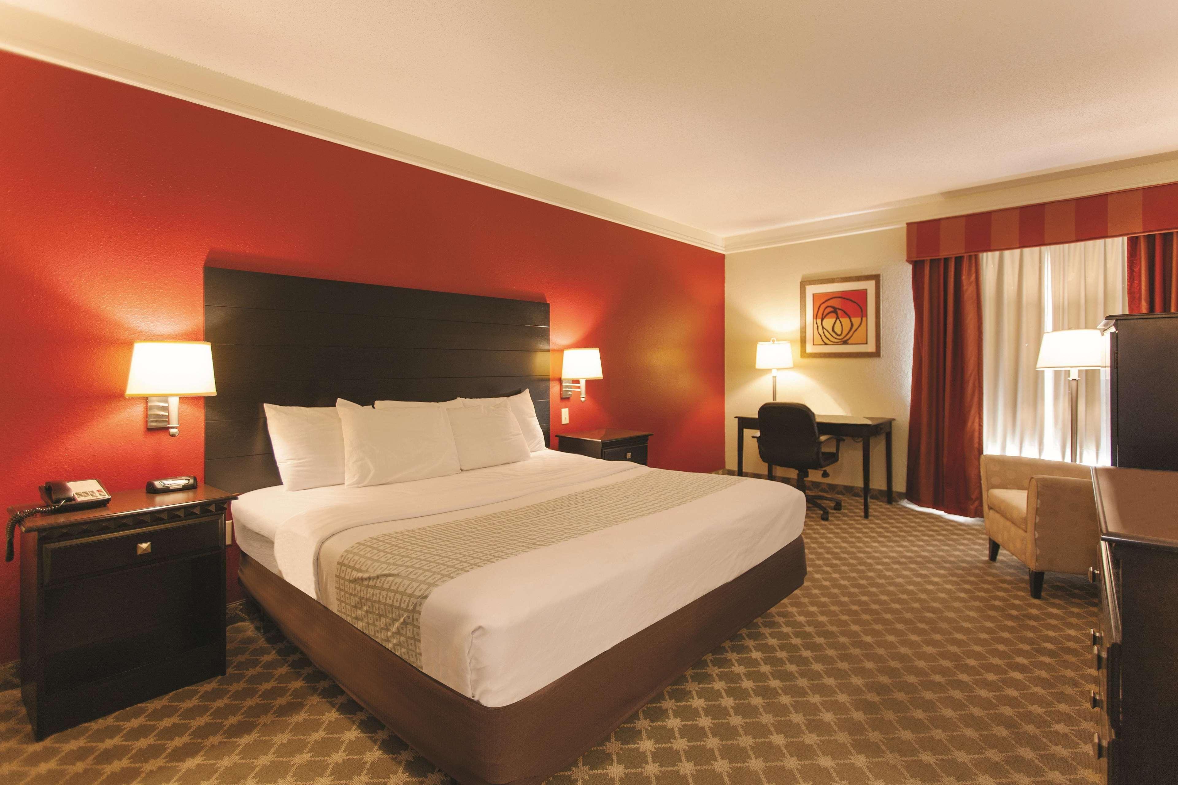 La Quinta By Wyndham Pcb Coastal Palms Hotel Upper Grand Lagoon Buitenkant foto