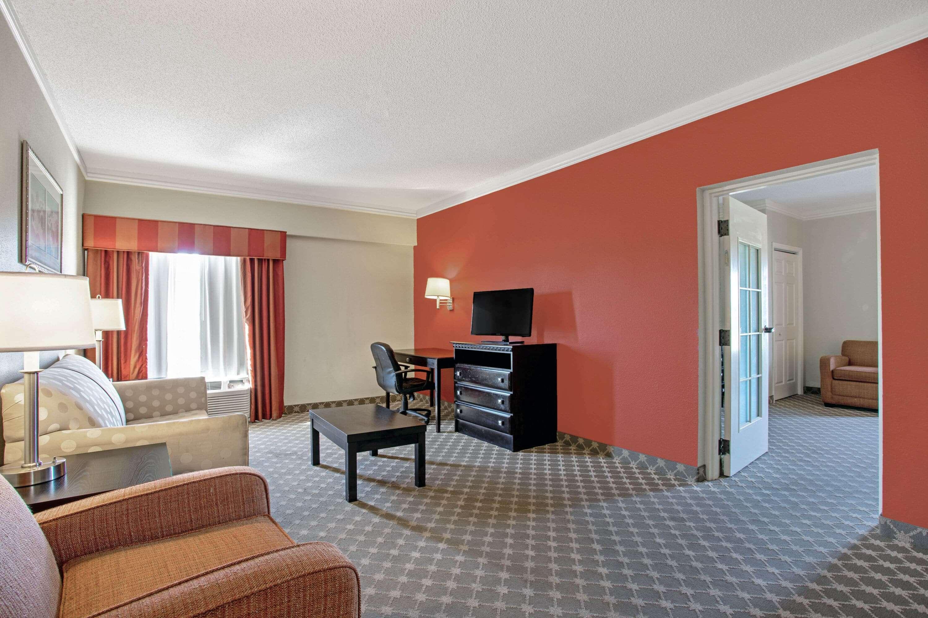 La Quinta By Wyndham Pcb Coastal Palms Hotel Upper Grand Lagoon Buitenkant foto